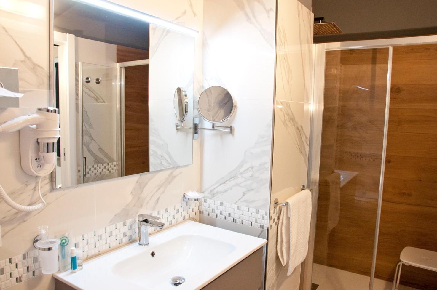 Ambruosi Village Resort & Spa Массиньяно Экстерьер фото