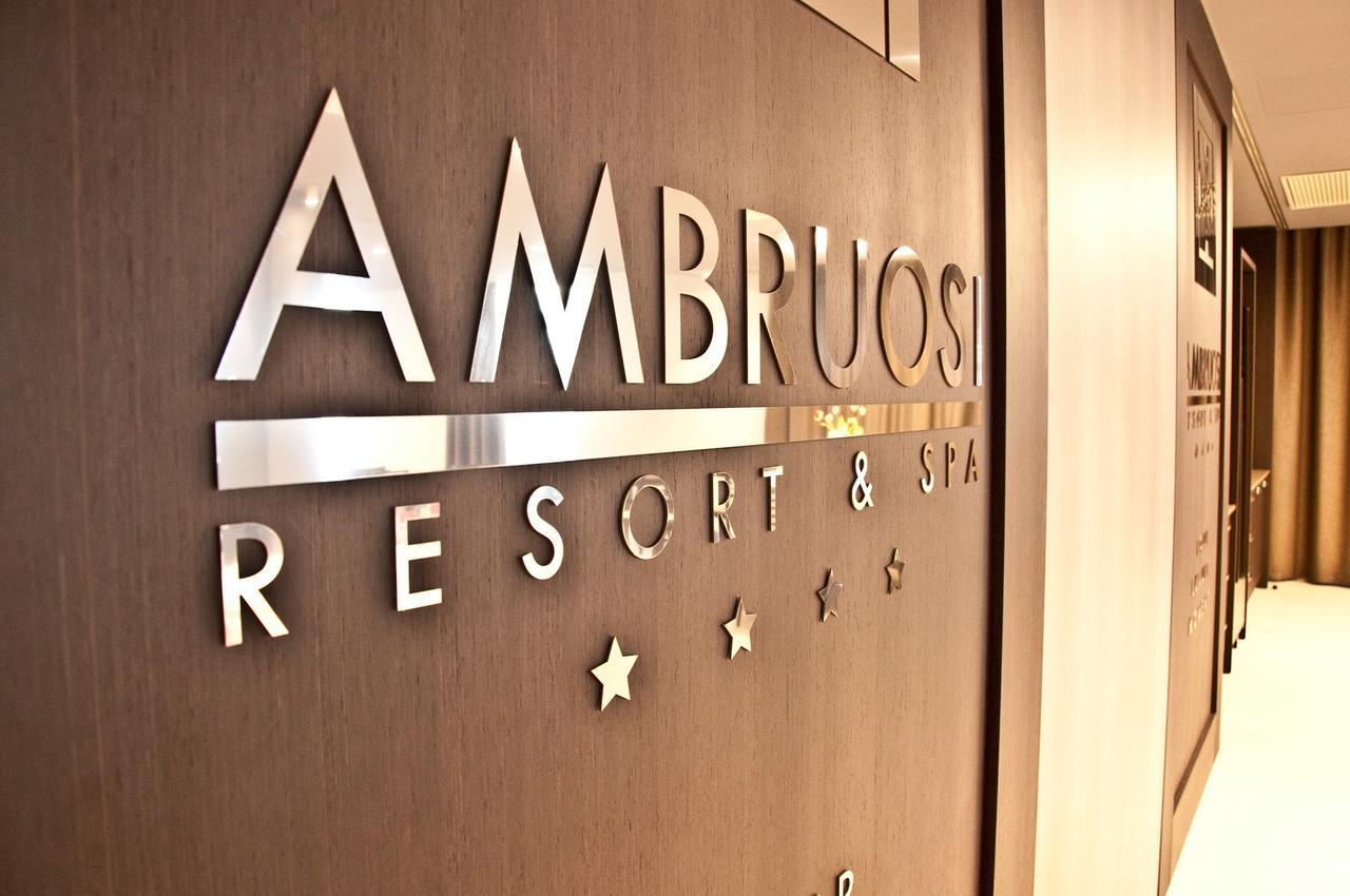 Ambruosi Village Resort & Spa Массиньяно Экстерьер фото